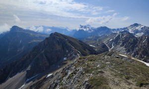 Klettersteig Piz da Peres - Gipfelsieg, Blick zur Dreifingerspitze