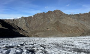 Hochtour Similaun - Aufstieg Niederjochferner, Blick zur Fineilspitze