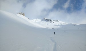 Skitour Weißer Knoten - Aufstieg, Blick zum Gipfel