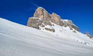 Skitour Nuvolau - Aufstieg, Blick zum Averau