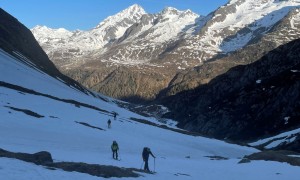 Skitour Hoher Rosshuf - im Windtal, Blick talauswärts zum Rauchkofel
