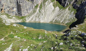 Klettersteig Boeseekofel - Zustieg entlang der Skipiste Vallon, Blick zum Boé-See