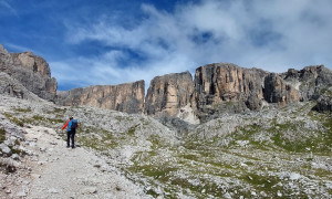 Klettersteig Boeseekofel - Zustieg entlang der Skipiste Vallon