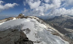 Bergtour Goldbergspitze - Gipfelsieg, Blick zum Goldbergkees und Sonnblick