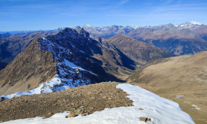 Bergtour Großes Degenhorn - Gipfelsieg mit Blick zum Hochgall Bergtour Großes Degenhorn - Gipfelsieg mit Blick zum Hochgall
