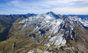 Bergtour Großes Degenhorn - Gipfelsieg mit Blick zur Hochgrabe Bergtour Großes Degenhorn - Gipfelsieg mit Blick zur Hochgrabe