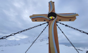 Skitour Schwalbenkofel - Gipfelsieg mit Blick zur Schulterhöhe