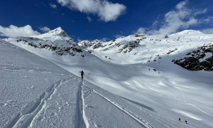 Skihochtour Stubacher Sonnblick - Aufstieg Skihochtour Stubacher Sonnblick - Aufstieg