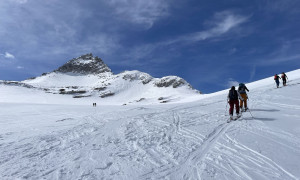 Skihochtour Stubacher Sonnblick - Aufstieg, Blick zur Granatspitze Skihochtour Stubacher Sonnblick - Aufstieg, Blick zur Granatspitze
