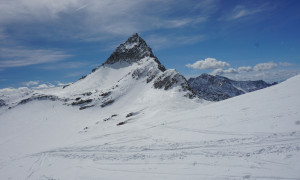 Skihochtour Stubacher Sonnblick - Überschreitung zur Granatspitze Skihochtour Stubacher Sonnblick - Überschreitung zur Granatspitze