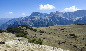 Bergtour Strudelkopf - Gipfelsieg, Blick Hochebenkofel mit Bullköpfe