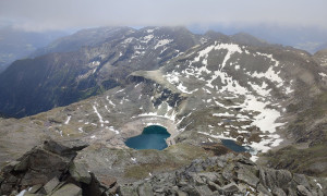 Bergtour Großes Reißeck - Gipfelsieg mit Blick zum Radlsee Bergtour Großes Reißeck - Gipfelsieg mit Blick zum Radlsee