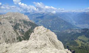 Klettersteige Laserz, Roter Turm - Gipfelsieg, Blick zum Spitzkofel
