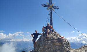 Klettersteige Laserz, Roter Turm - Gipfelsieg