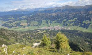 Bergtour Haunoldköpfl - Gipfelsieg mit Blick nach Innichen