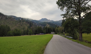 Bergtour Schleinitz - Zustieg, Blick zum Helenenkirchl Bergtour Schleinitz - Zustieg, Blick zum Helenenkirchl