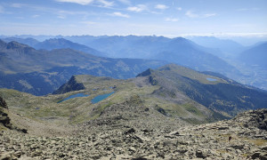 Bergtour Schleinitz - Gipfelsieg, Blick zu den Neualplseen Bergtour Schleinitz - Gipfelsieg, Blick zu den Neualplseen