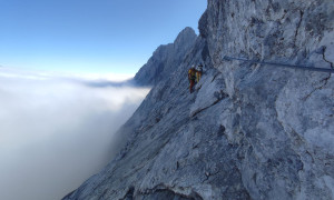 Klettersteig Hohe Warte - Weg der 26er, beim Wandbuch